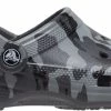 Crocs Classic Printed Camo Clogs, Grijs